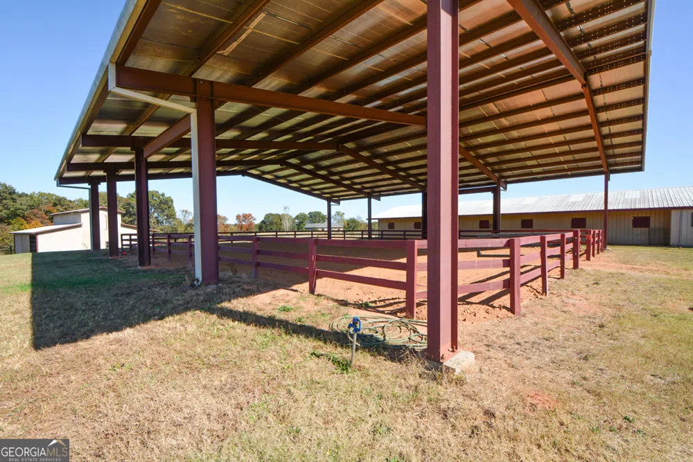 173 & 175 Deer Creek Farms RD Hartwell, GA 30643