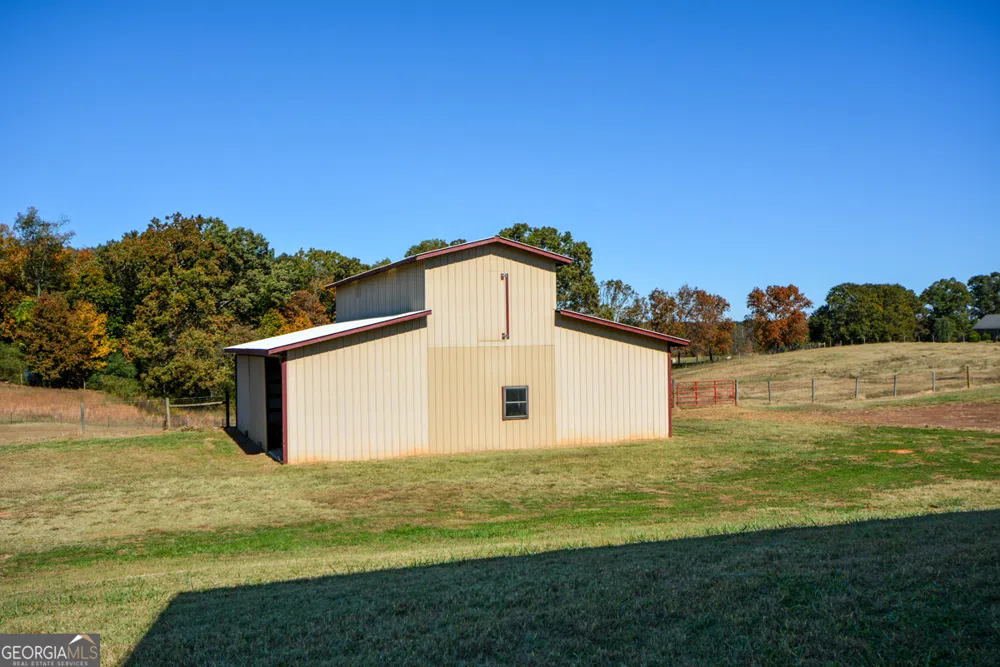 173 & 175 Deer Creek Farms RD Hartwell, GA 30643