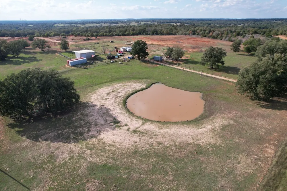 5280 County Road 320 Rockdale, TX 76567