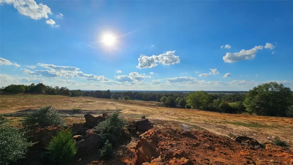 5280 County Road 320 Rockdale, TX 76567