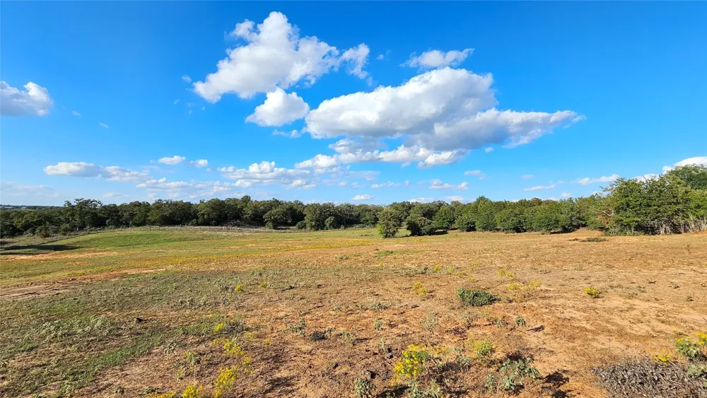 5280 County Road 320 Rockdale, TX 76567