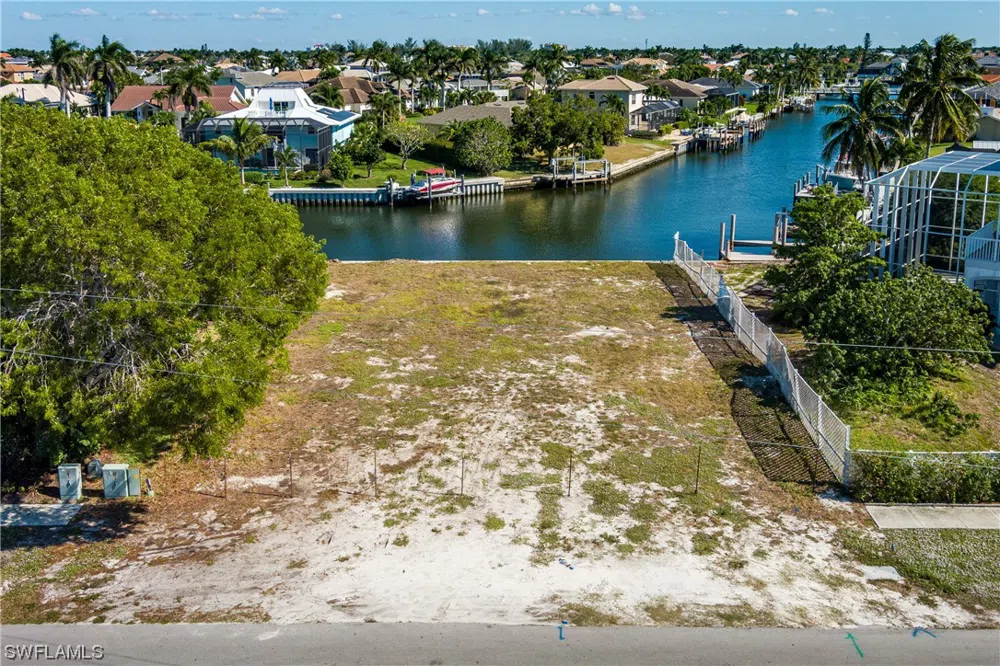 Spinnaker Drive Marco Island, FL 34145