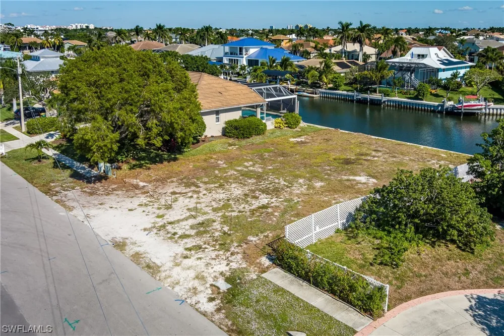 Spinnaker Drive Marco Island, FL 34145