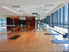900 Biscayne Blvd #4904 Miami, FL 33132