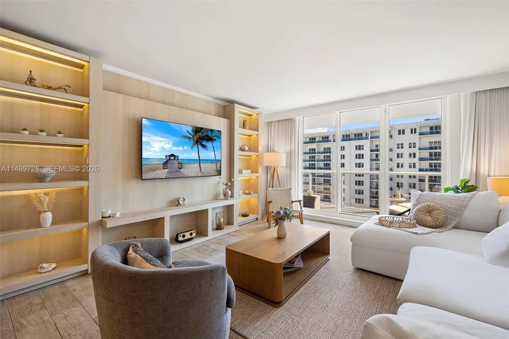 102 24th St #1412 Miami Beach, FL 33139