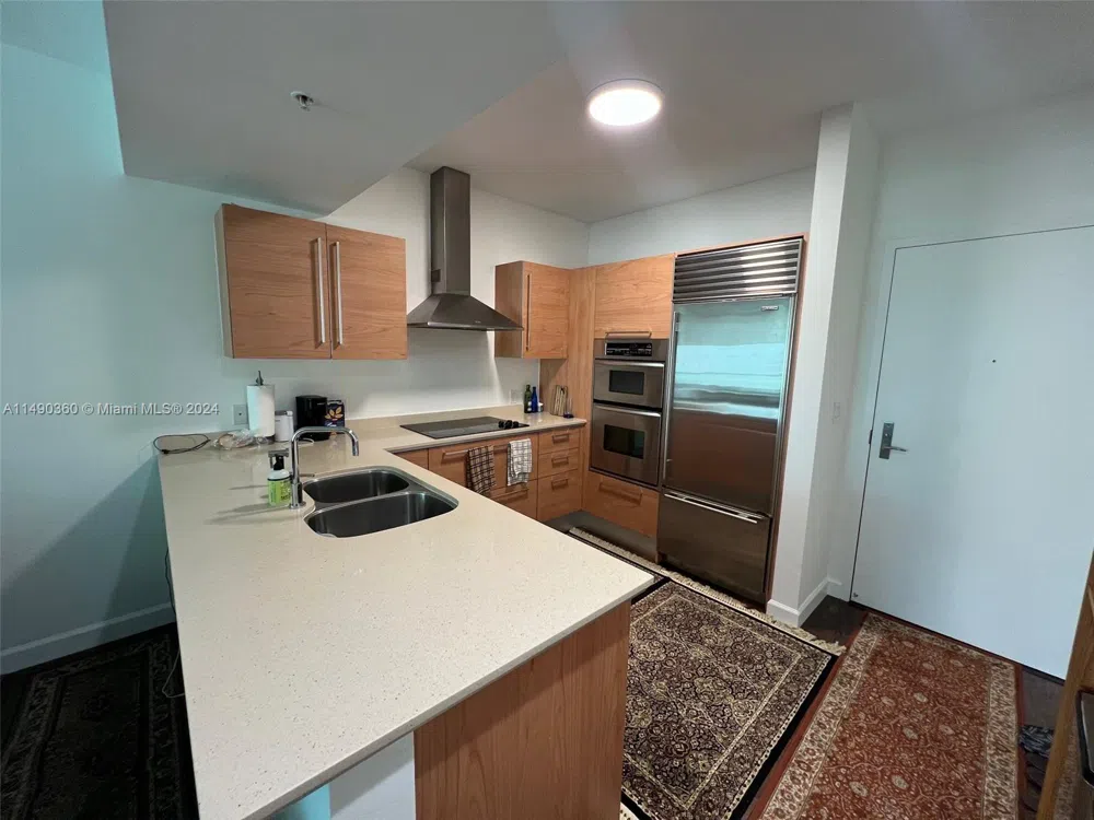 218 SE 14th Street #1806 Miami, FL 33131