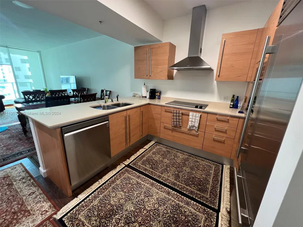 218 SE 14th Street #1806 Miami, FL 33131
