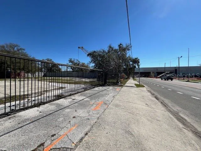 2305 NEBRASKA AVENUE Tampa, FL 33602