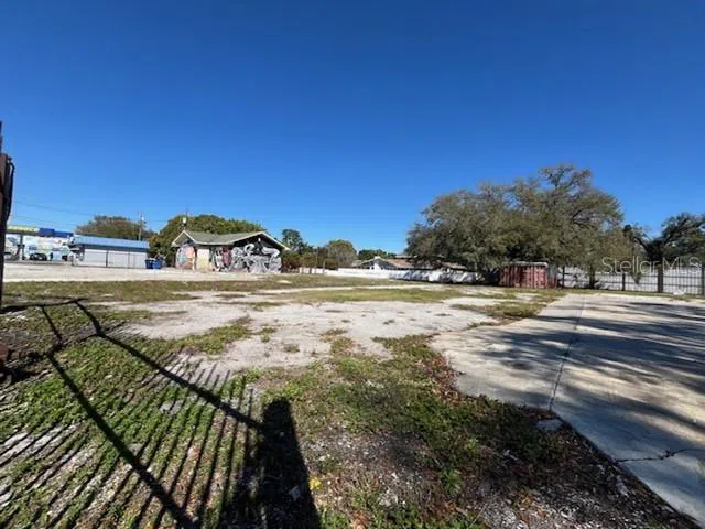 2305 NEBRASKA AVENUE Tampa, FL 33602