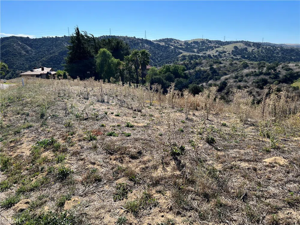 2695 Broken Feather Lane Diamond Bar, CA 91765