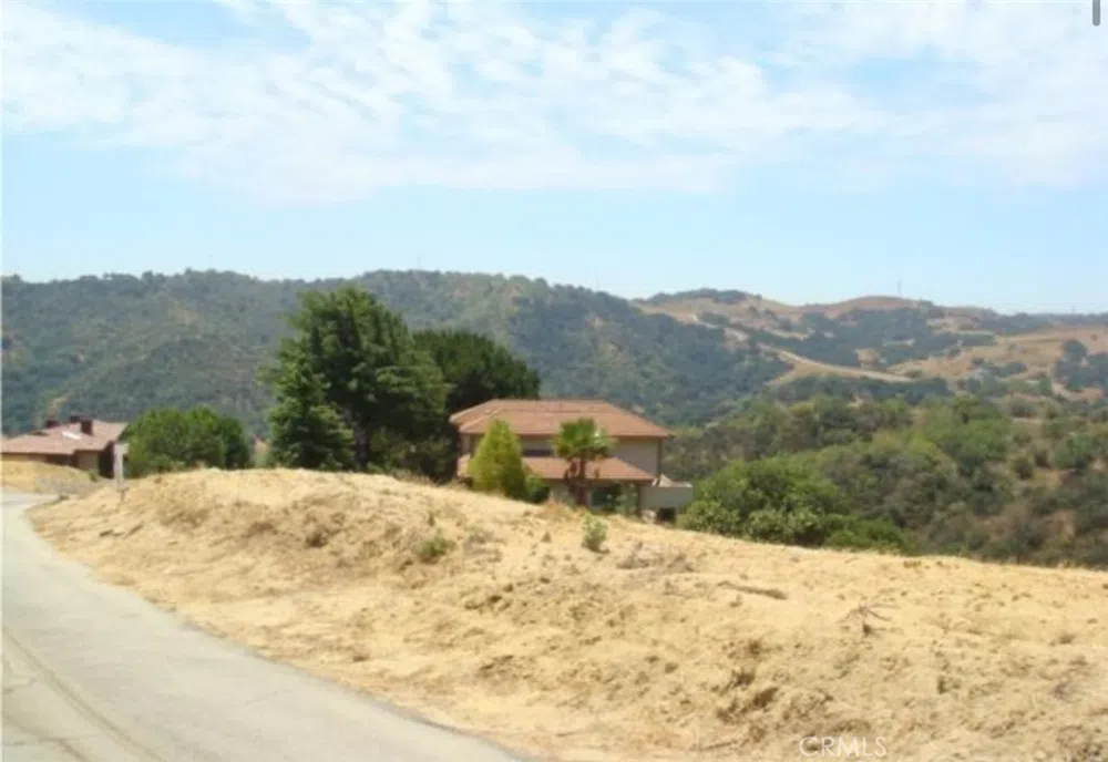 2695 Broken Feather Lane Diamond Bar, CA 91765