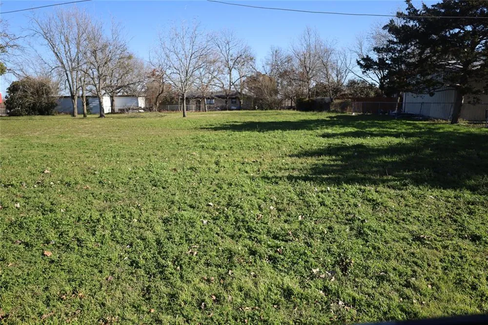 404 5th Street Godley, TX 76044