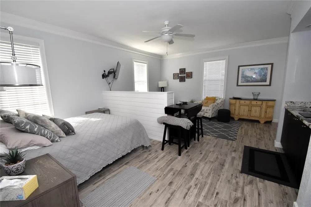 51 MAC EWEN DRIVE #1 Osprey, FL 34229