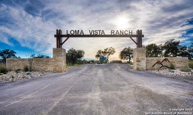 195 Wells Springs Dr Kerrville, TX 78028