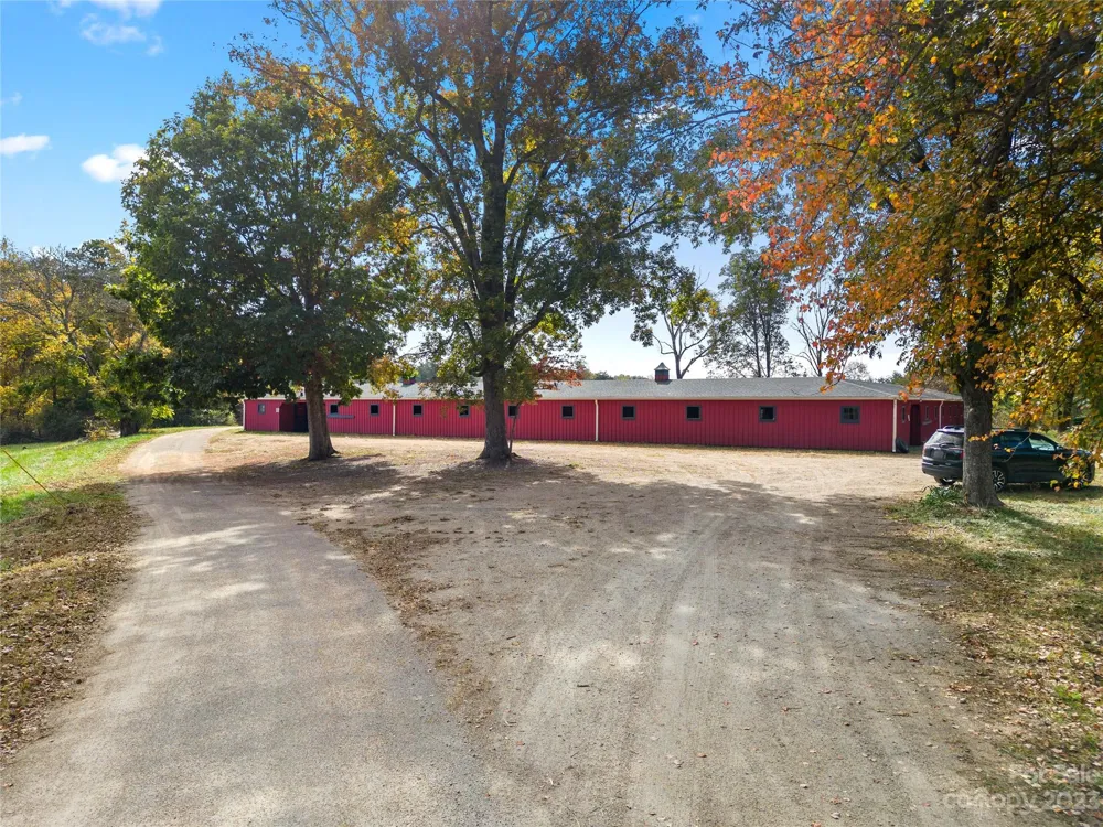 1642 Smith Waldrop Road Mill Spring, NC 28756