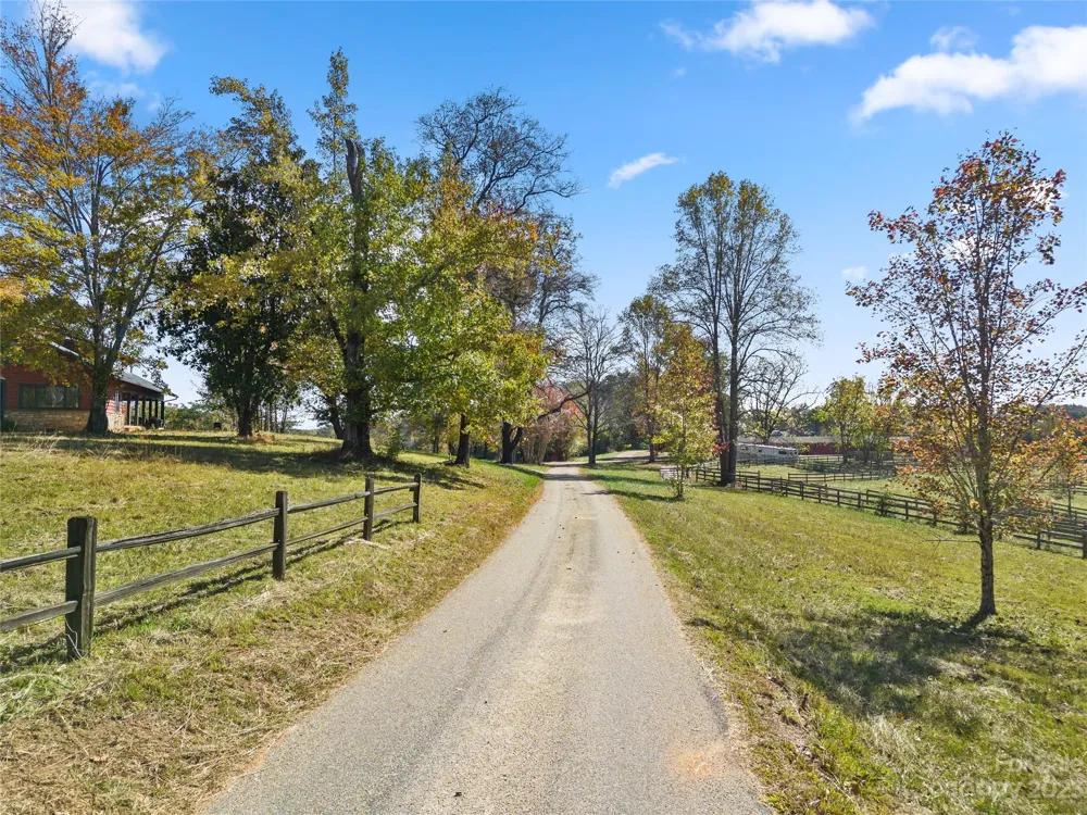 1642 Smith Waldrop Road Mill Spring, NC 28756