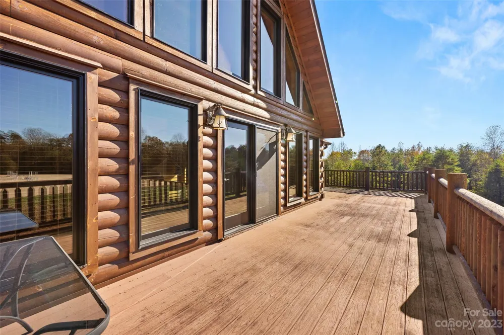 1642 Smith Waldrop Road Mill Spring, NC 28756