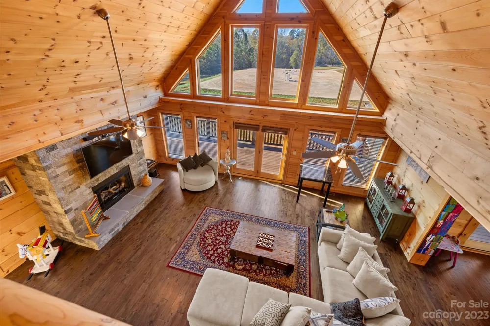1642 Smith Waldrop Road Mill Spring, NC 28756