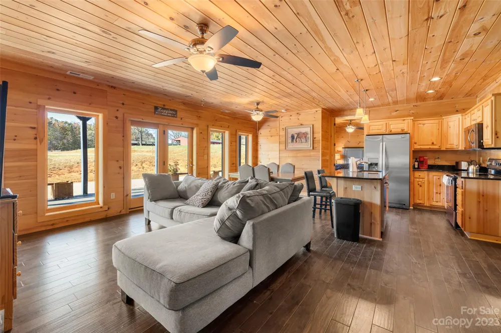 1642 Smith Waldrop Road Mill Spring, NC 28756