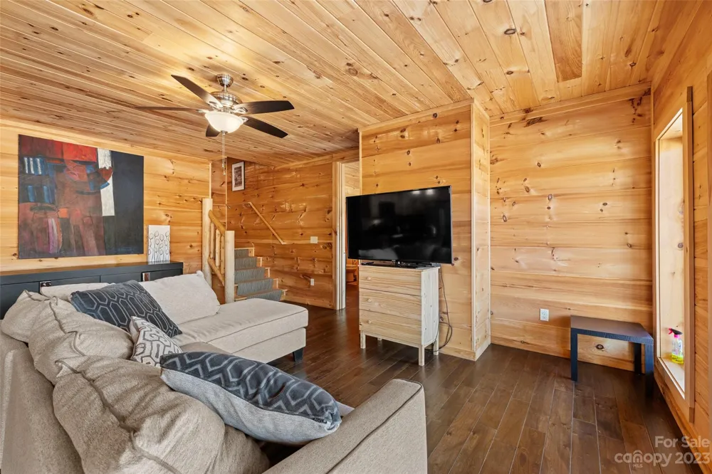 1642 Smith Waldrop Road Mill Spring, NC 28756