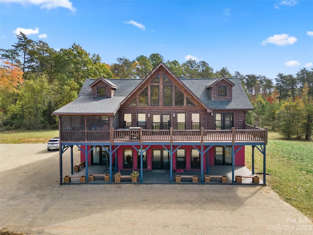 1642 Smith Waldrop Road Mill Spring, NC 28756