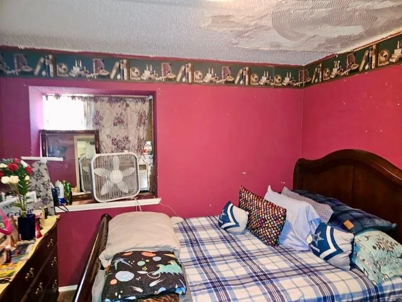 10203 Oak Branch Lane Dallas, TX 75227