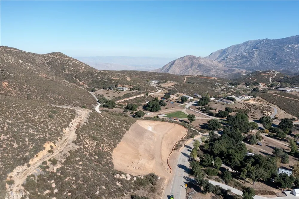 47066 Twin Pines Road Banning, CA 92220