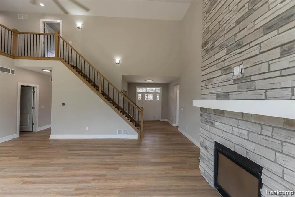 2 Textile Lodi Township, MI 48176