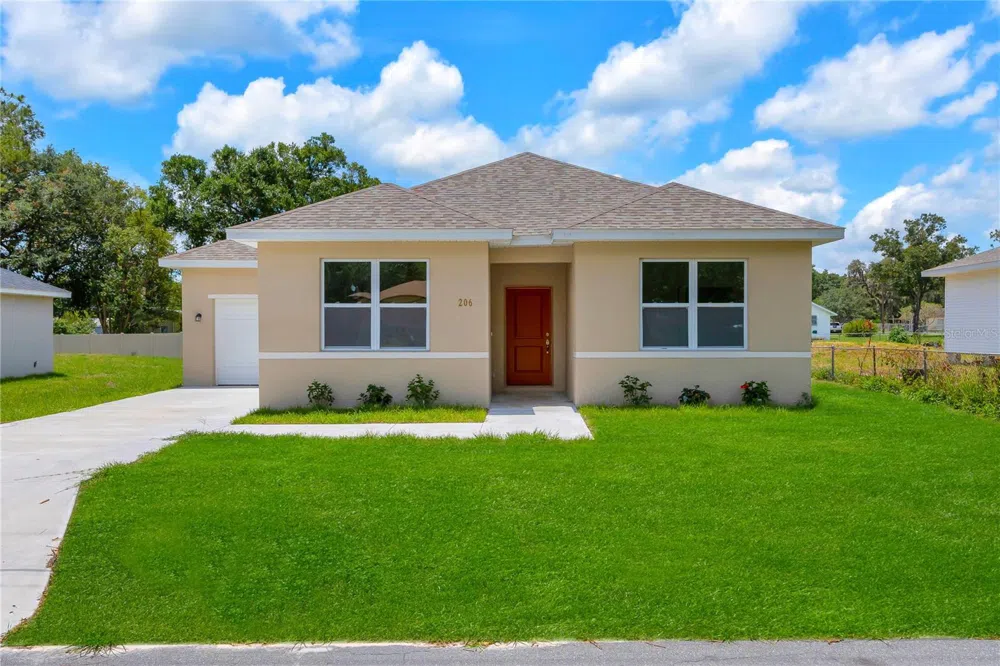 206 W CRESCENT DRIVE Lakeland, FL 33805