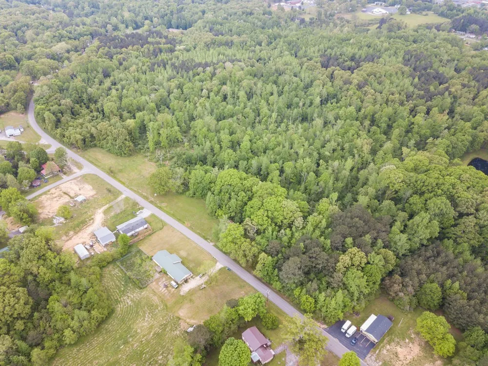 876 Flatwoods Rd Camden, TN 38320