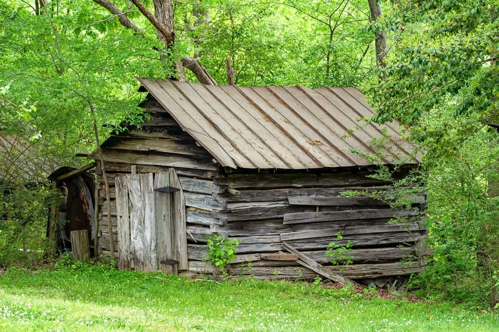 876 Flatwoods Rd Camden, TN 38320