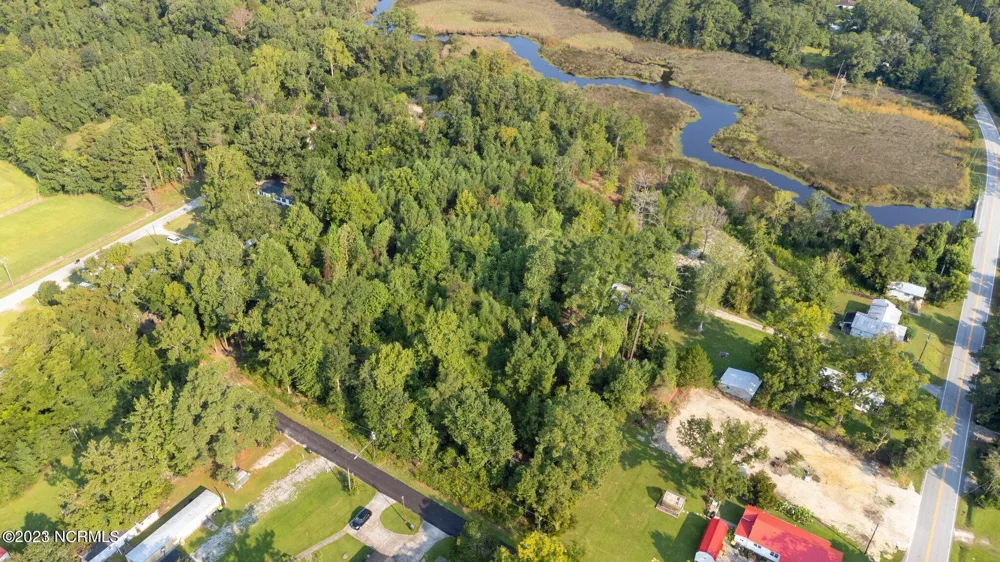314 Dees Avenue Bayboro, NC 28515
