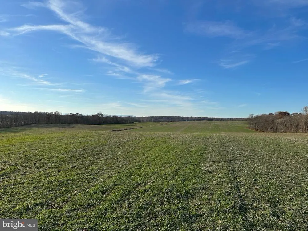 8184 FOX GROVES ROAD Remington, VA 22734