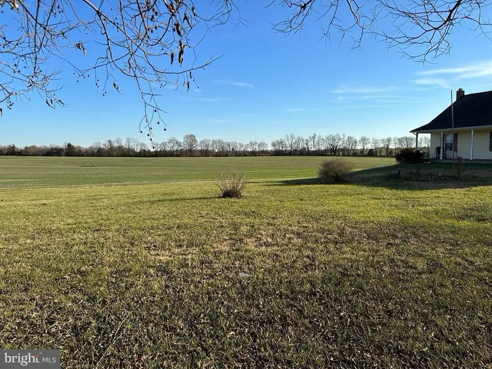 8184 FOX GROVES ROAD Remington, VA 22734