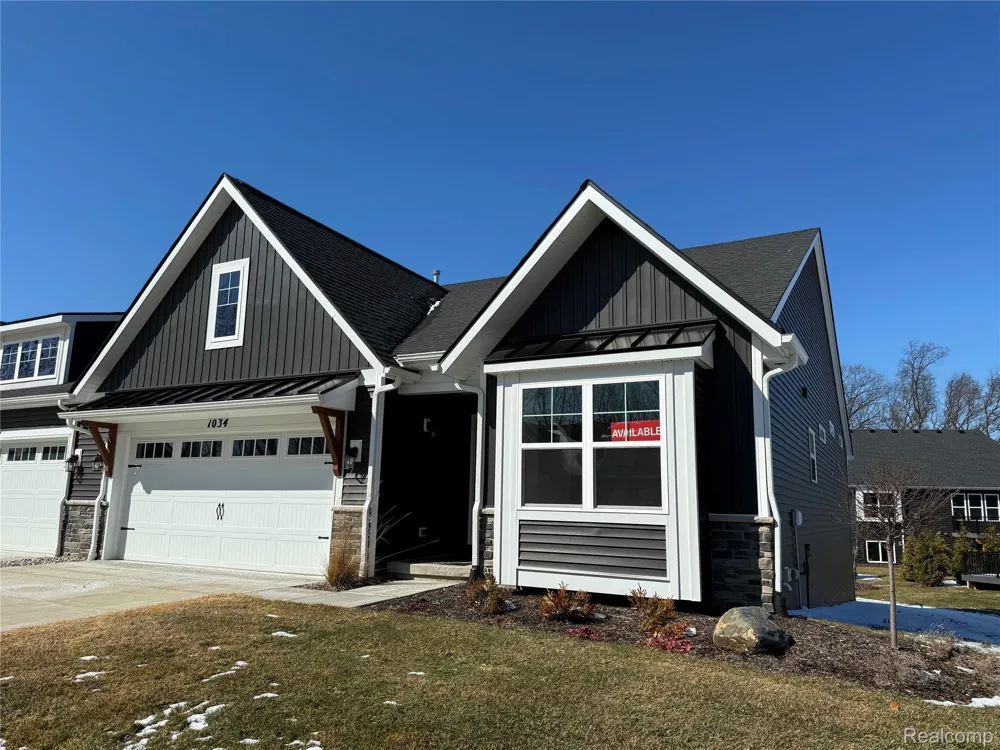 1034 CAMELLIA CIRCLE #46 Marion Township, MI 48843