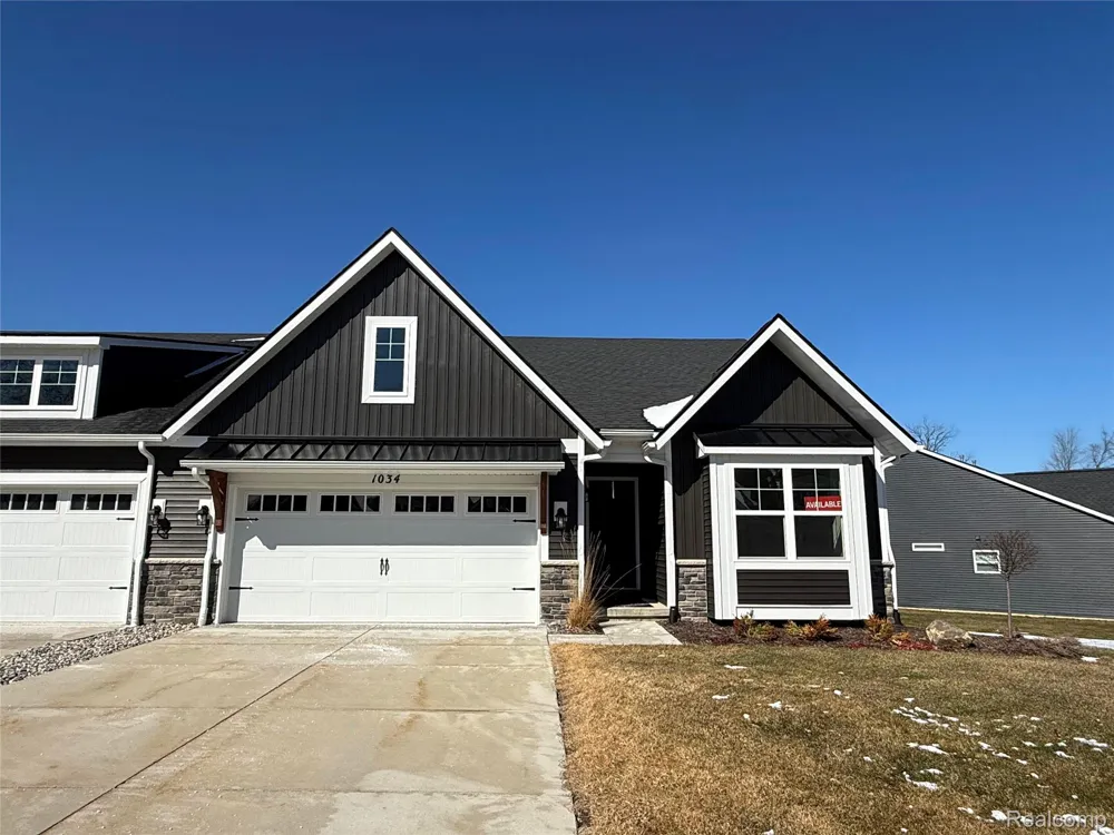 1034 CAMELLIA CIRCLE #46 Marion Township, MI 48843