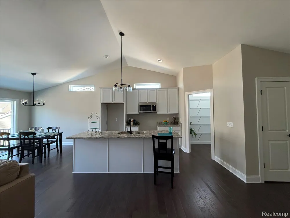 1034 CAMELLIA CIRCLE #46 Marion Township, MI 48843