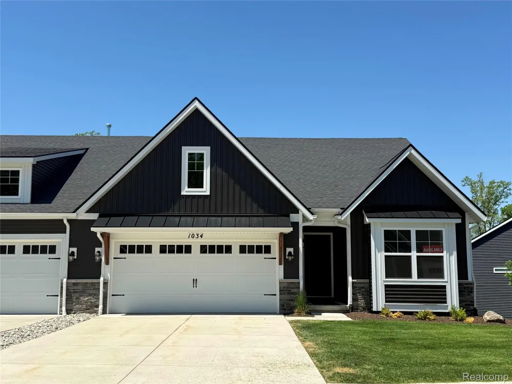1034 CAMELLIA CIRCLE #46 Marion Township, MI 48843