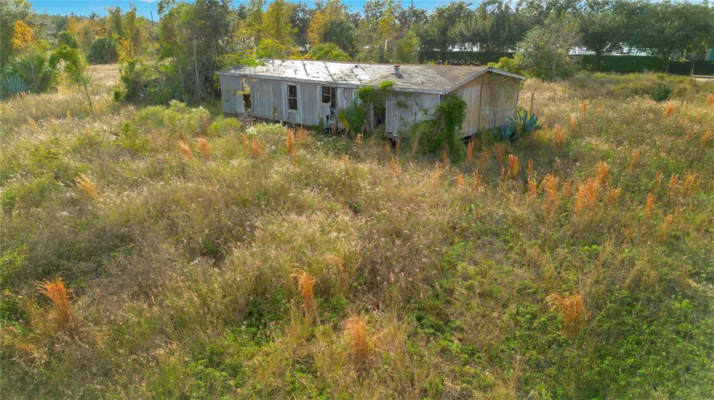 28432 S EICHELBERGER ROAD Tavares, FL 32778