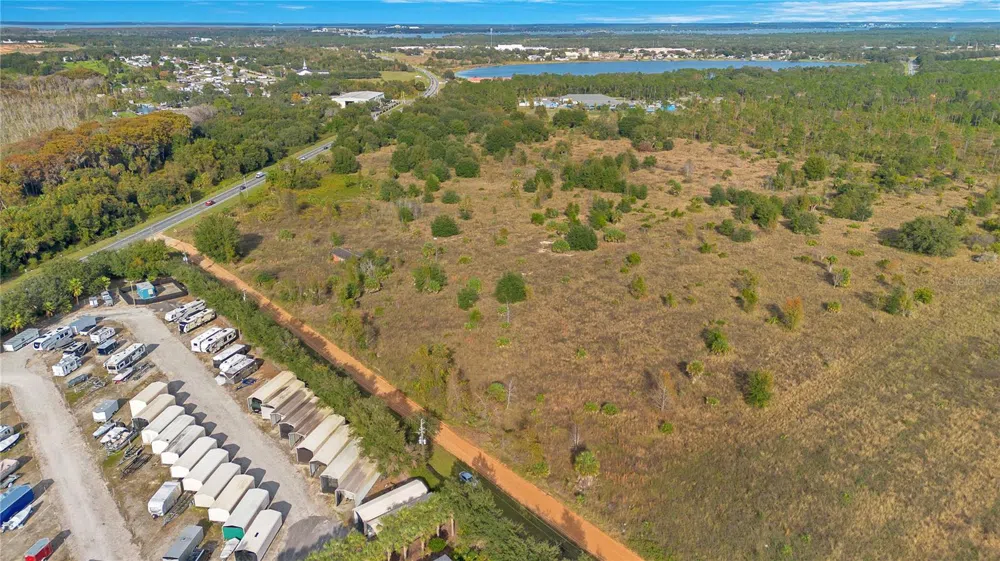 28432 S EICHELBERGER ROAD Tavares, FL 32778