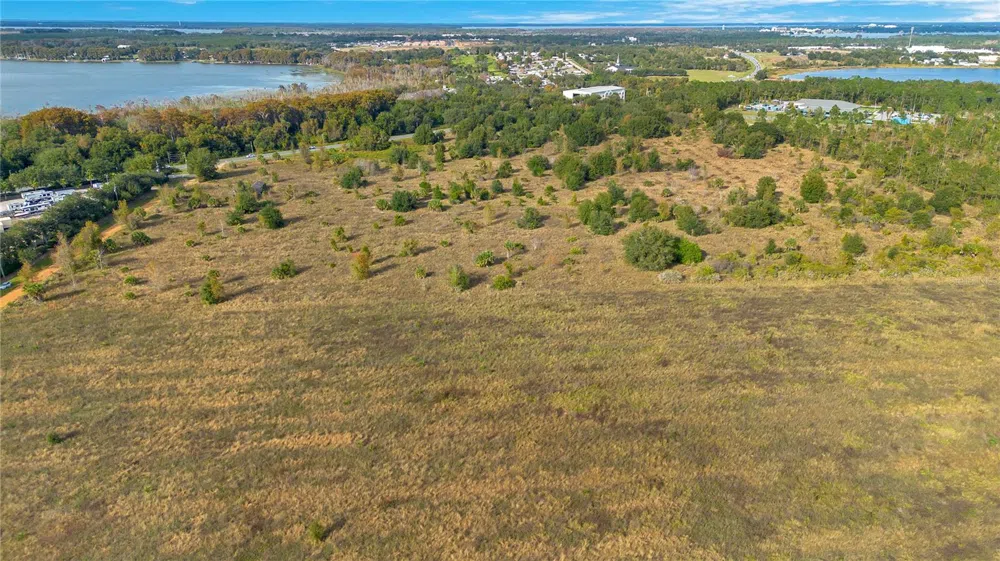 28432 S EICHELBERGER ROAD Tavares, FL 32778
