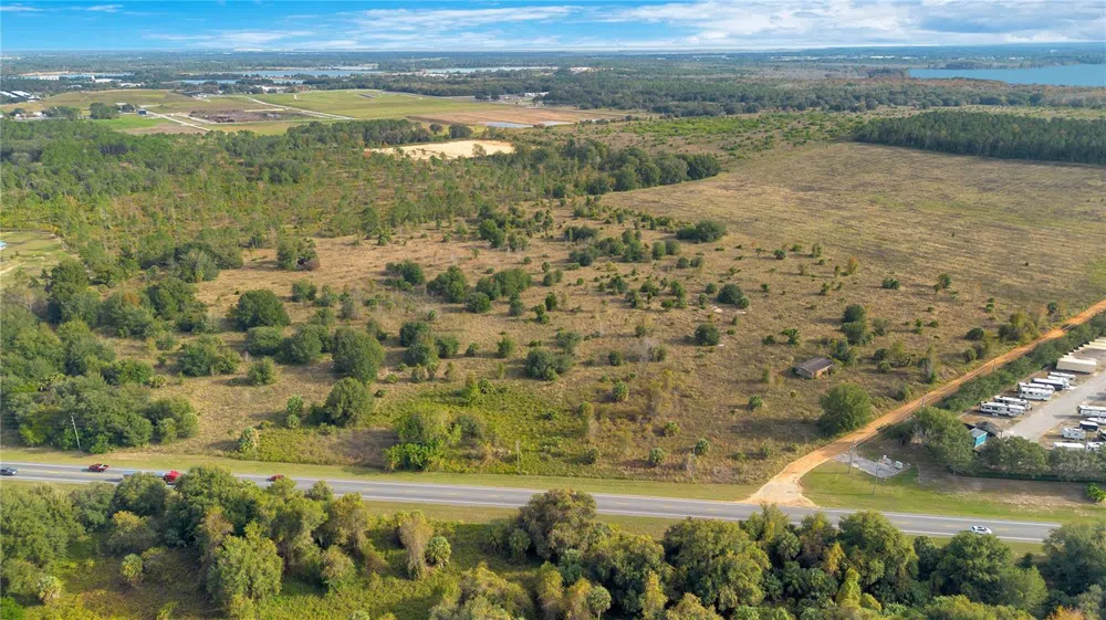 28432 S EICHELBERGER ROAD Tavares, FL 32778