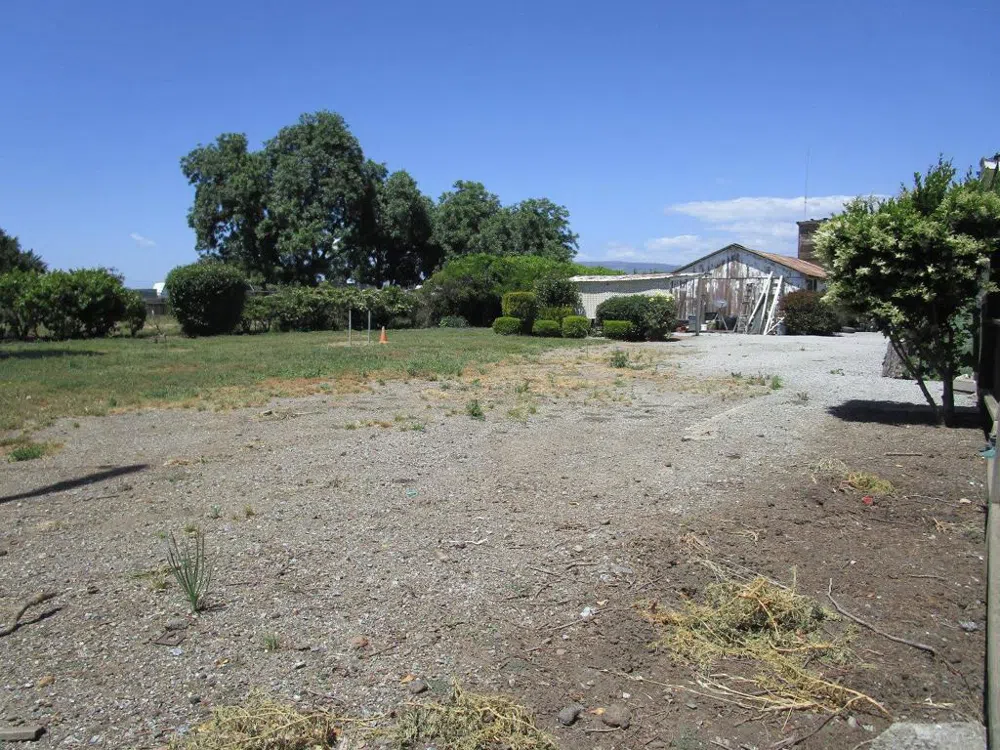 2025 Pacheco Pass Highway Gilroy, CA 95020