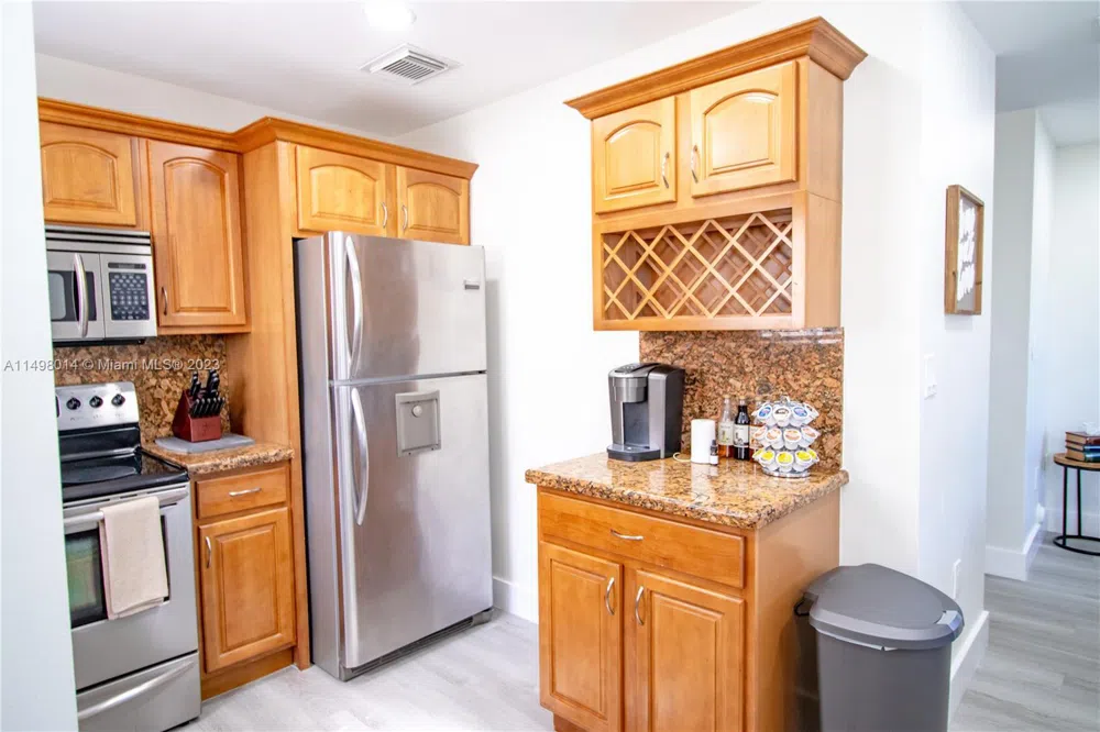 18706 SW 100th Ave #18706 Cutler Bay, FL 33157