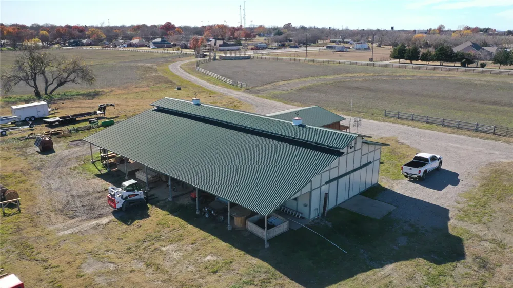1253 HILL STREET Van Alstyne, TX 75495