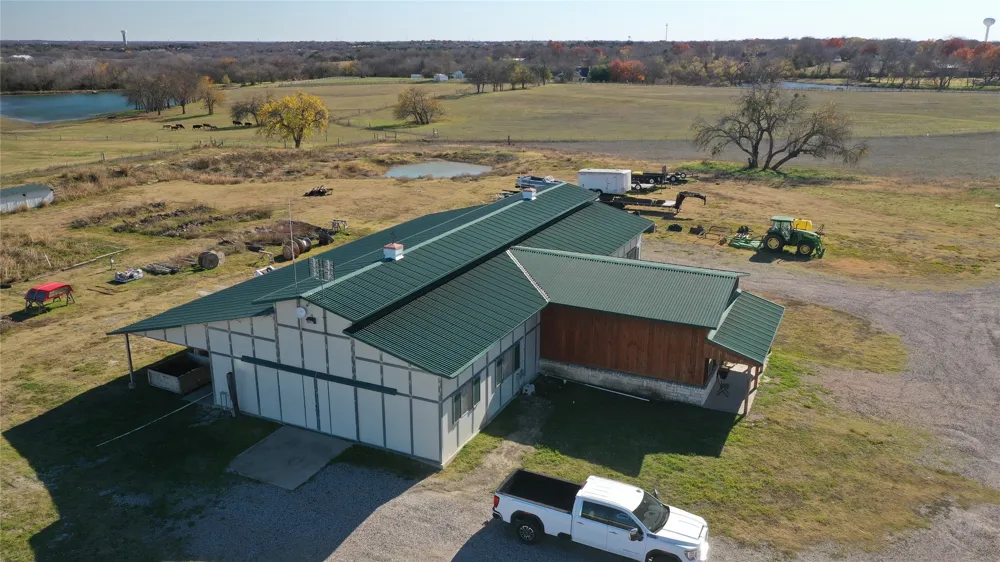 1253 HILL STREET Van Alstyne, TX 75495