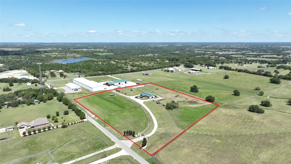 1253 HILL STREET Van Alstyne, TX 75495