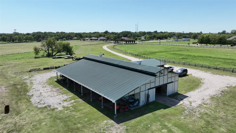 1253 HILL STREET Van Alstyne, TX 75495
