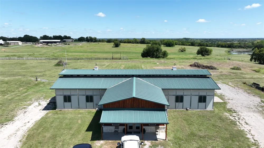 1253 HILL STREET Van Alstyne, TX 75495