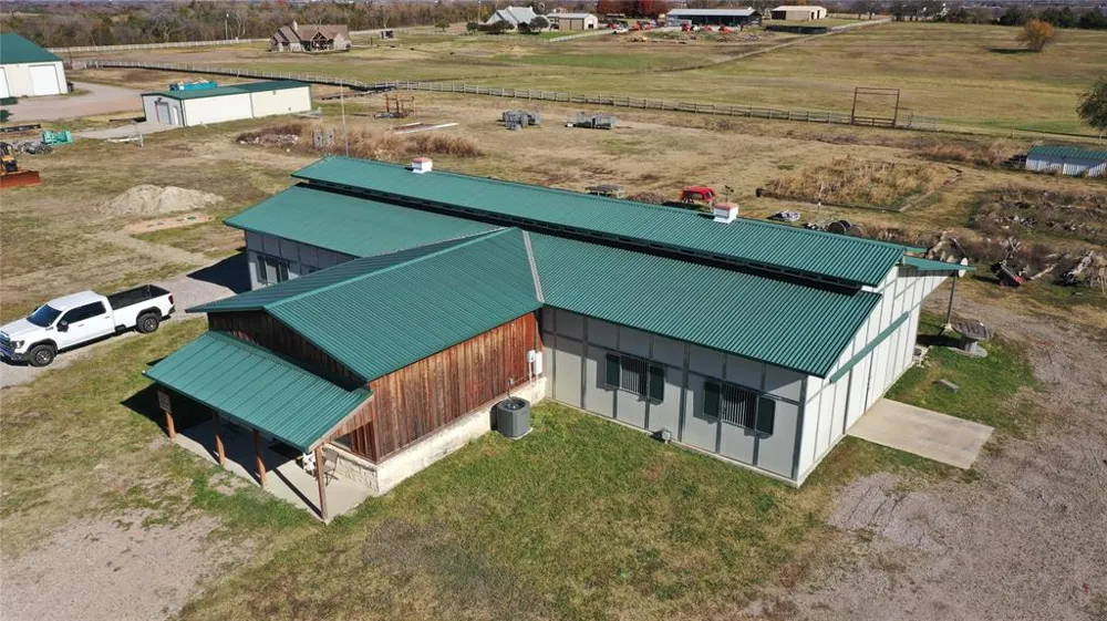 1253 HILL STREET Van Alstyne, TX 75495